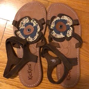 New Kickers girls sandals shoes Sz 33 usa 1-1,5